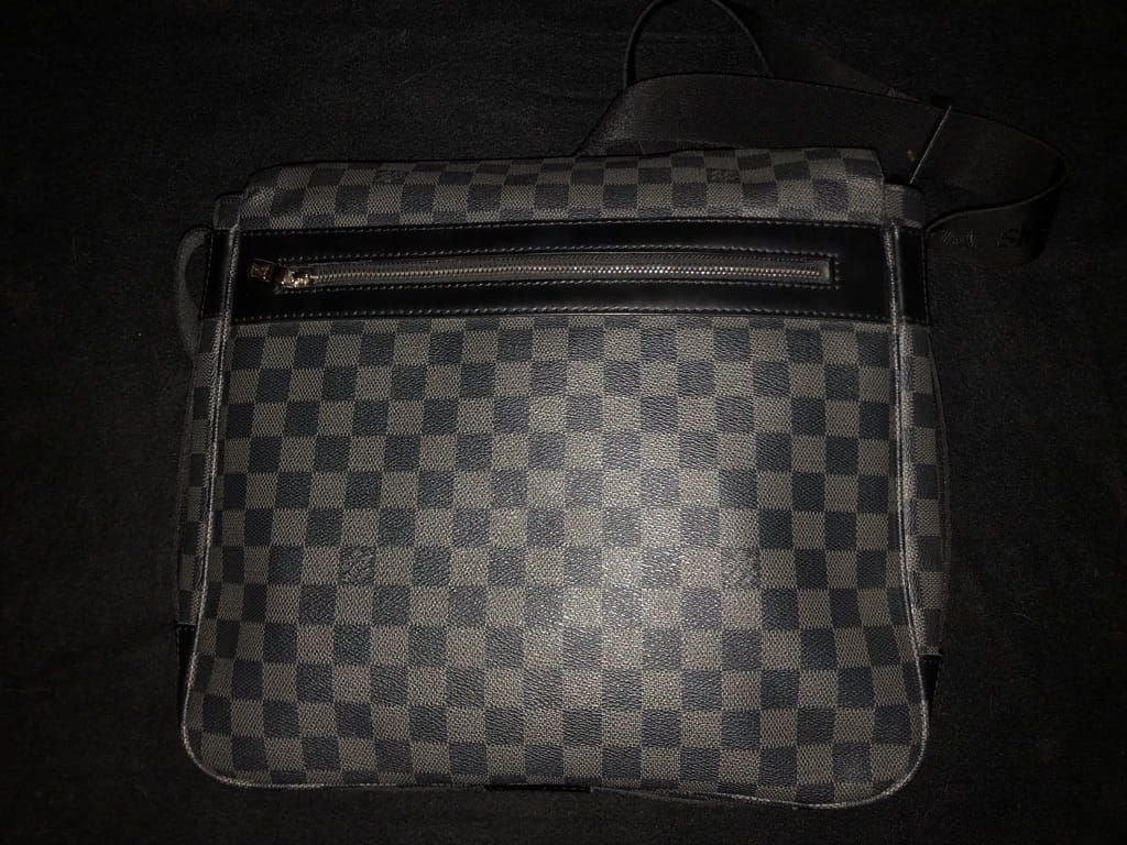 Louis Vuitton business bag