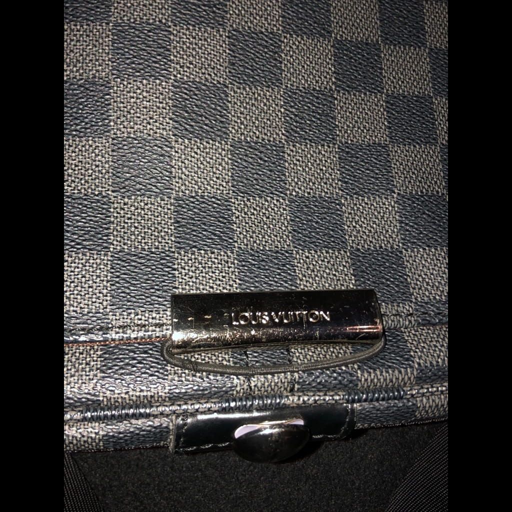 Louis Vuitton business bag