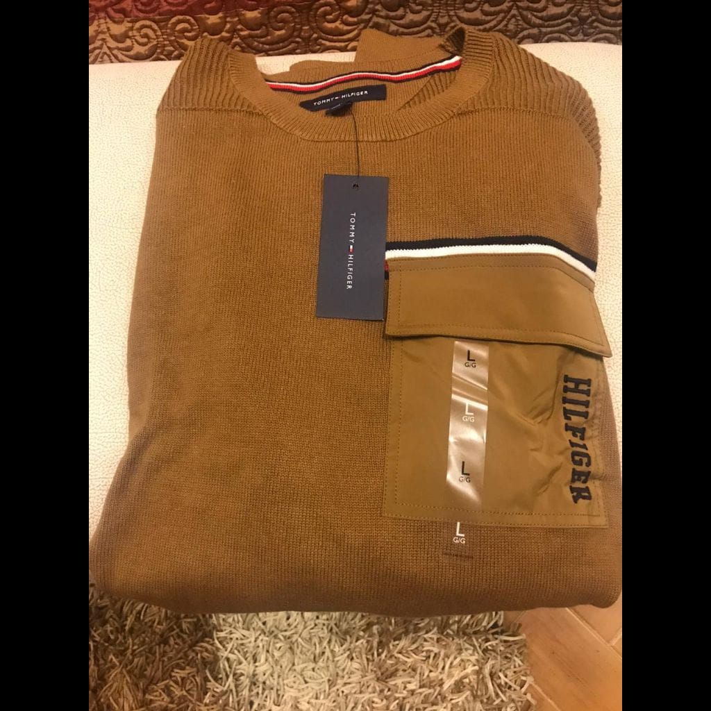 Tommy hilfiger NEW WITH TAGS for men size LARGE