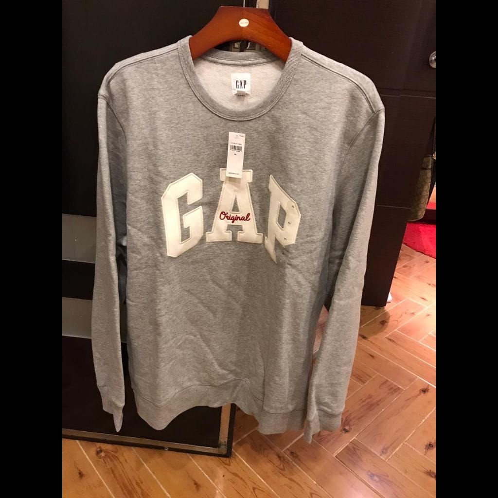 Gap sweatshirt for men NEW WITH TAGS size XLARGE