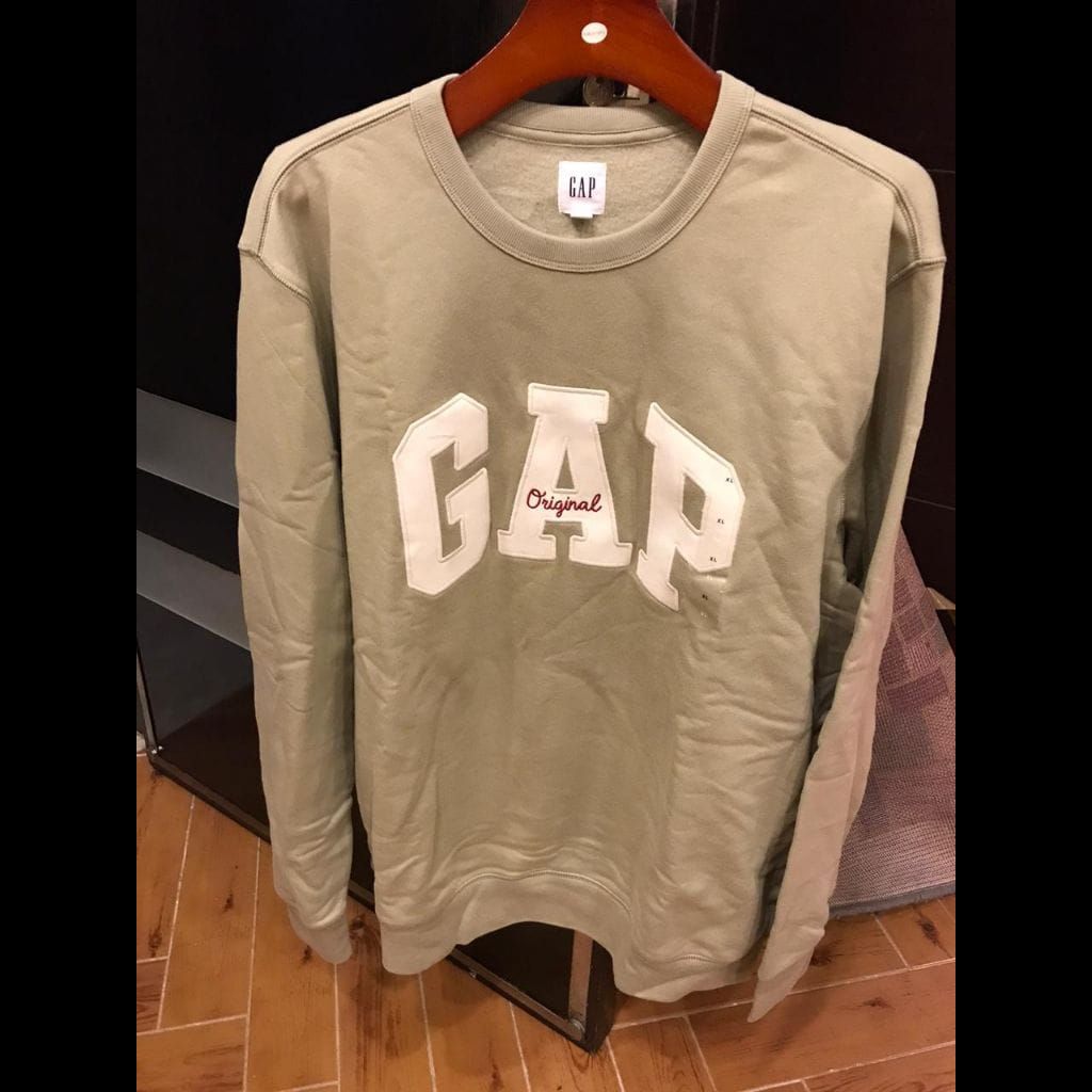 Gap sweatshirt for men NEW WITH TAGS xlarge