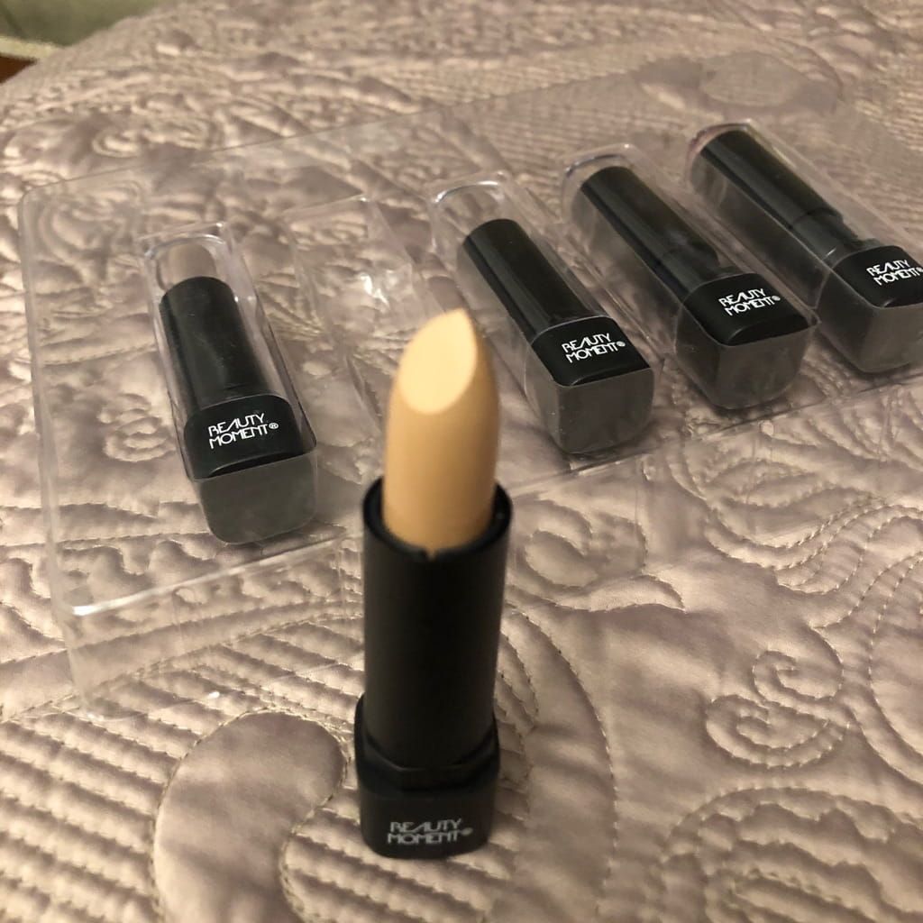 New Lipstick with box