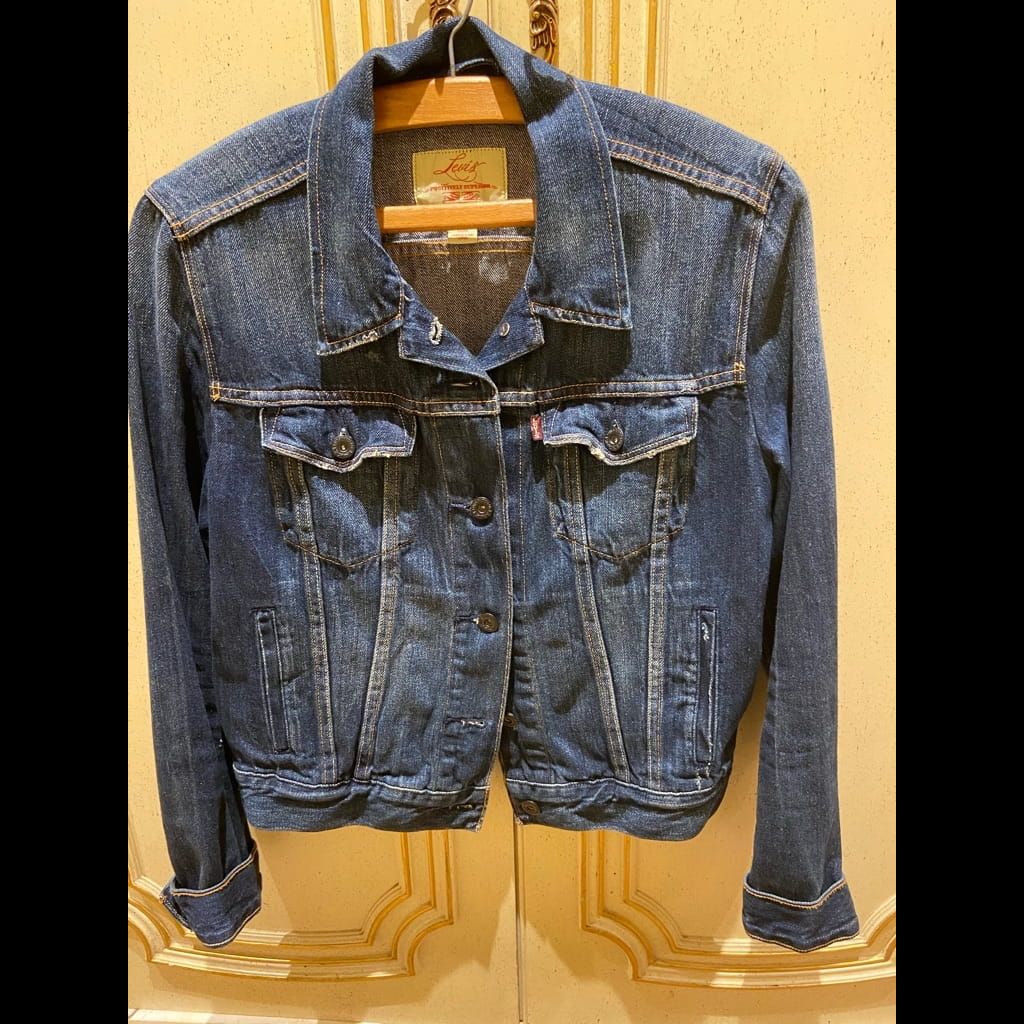 Levi’s jeans jacket