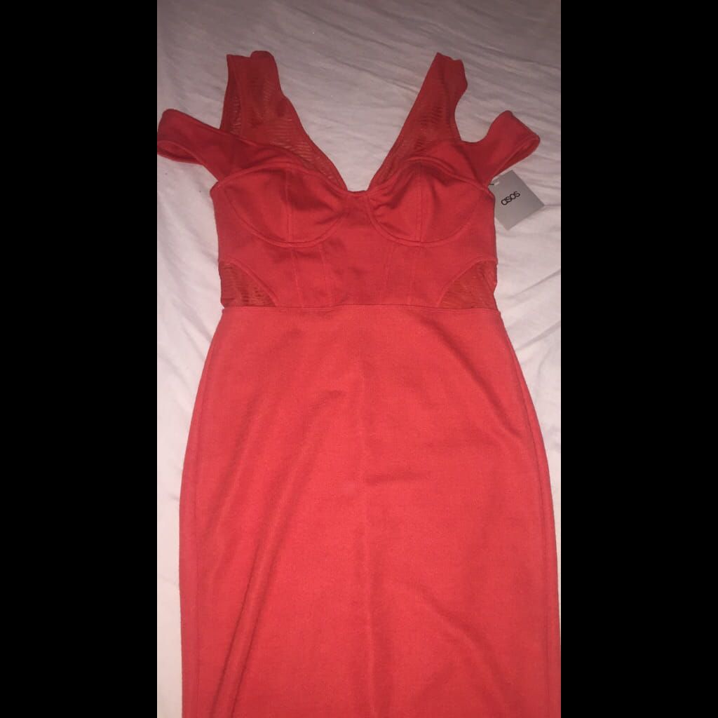 New Asos Dress with ticket Size Small