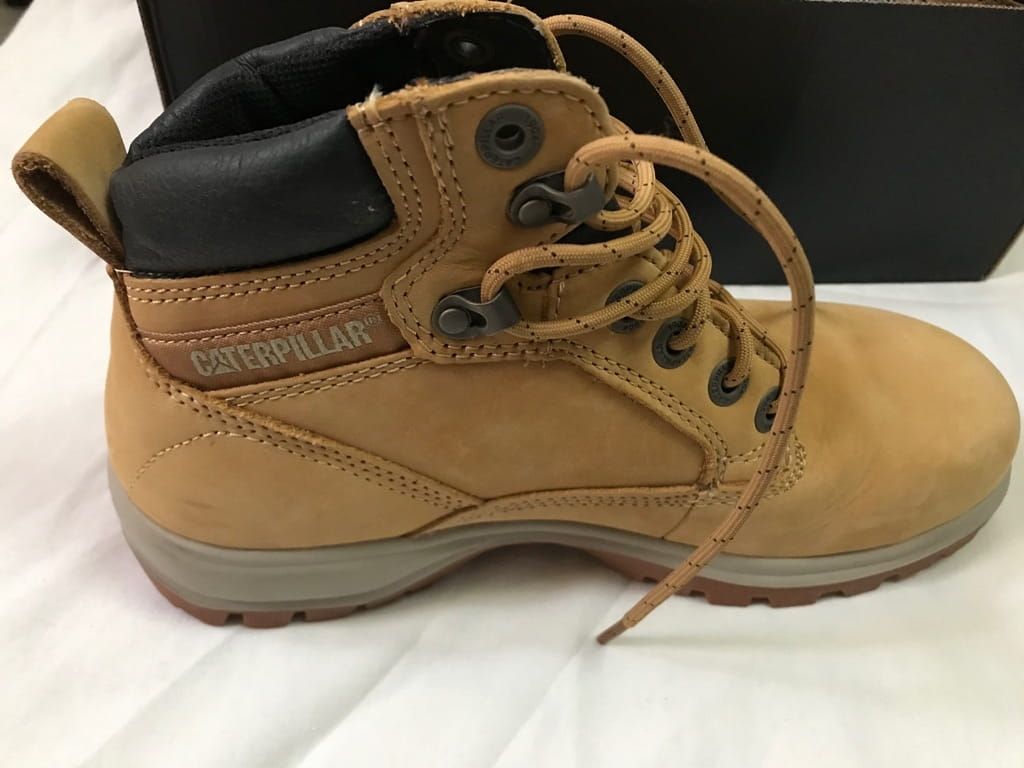 Caterpillar safety shoes