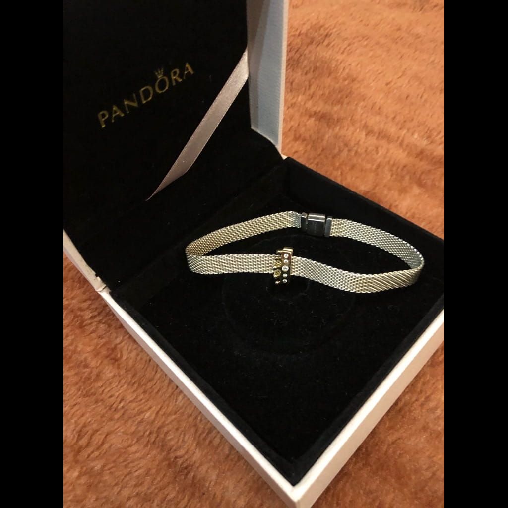 Original new Pandora bracelet