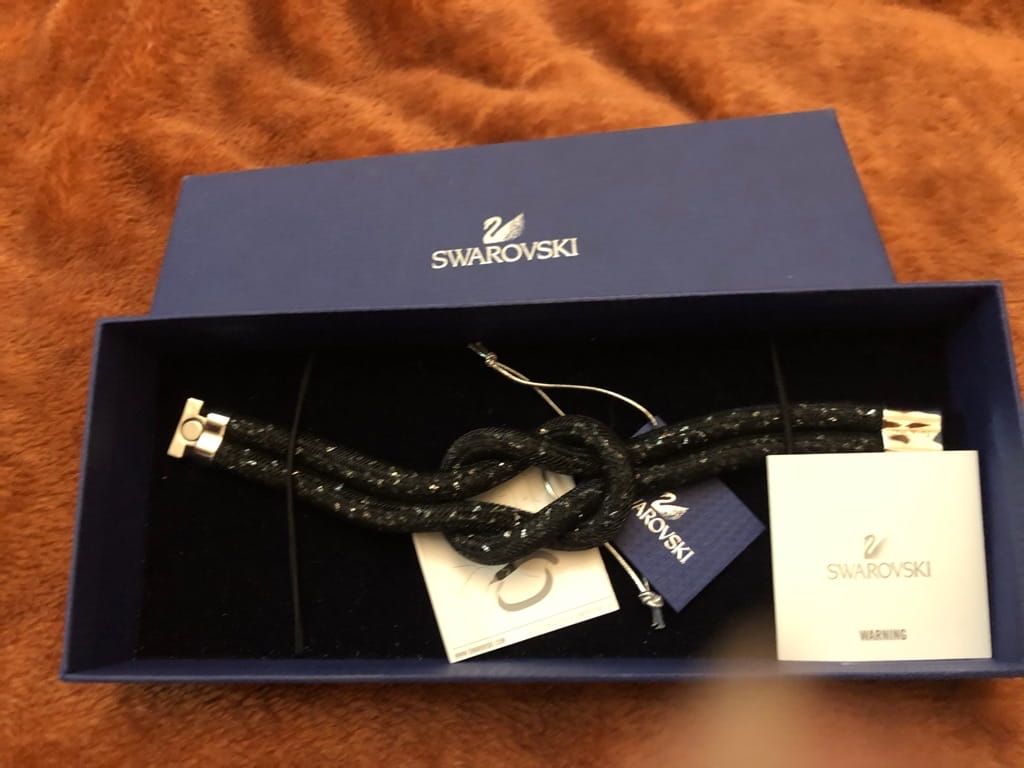 New Swarovski bracelet size 20/19