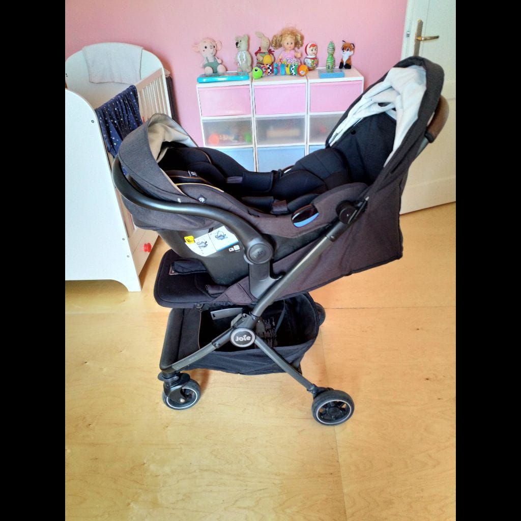 Stroller with a car seat