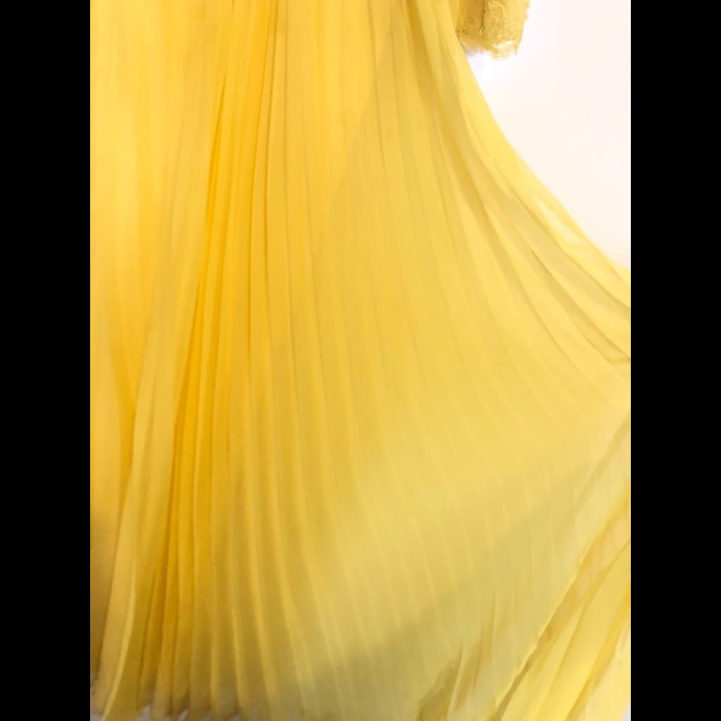 Yellow soirée dress