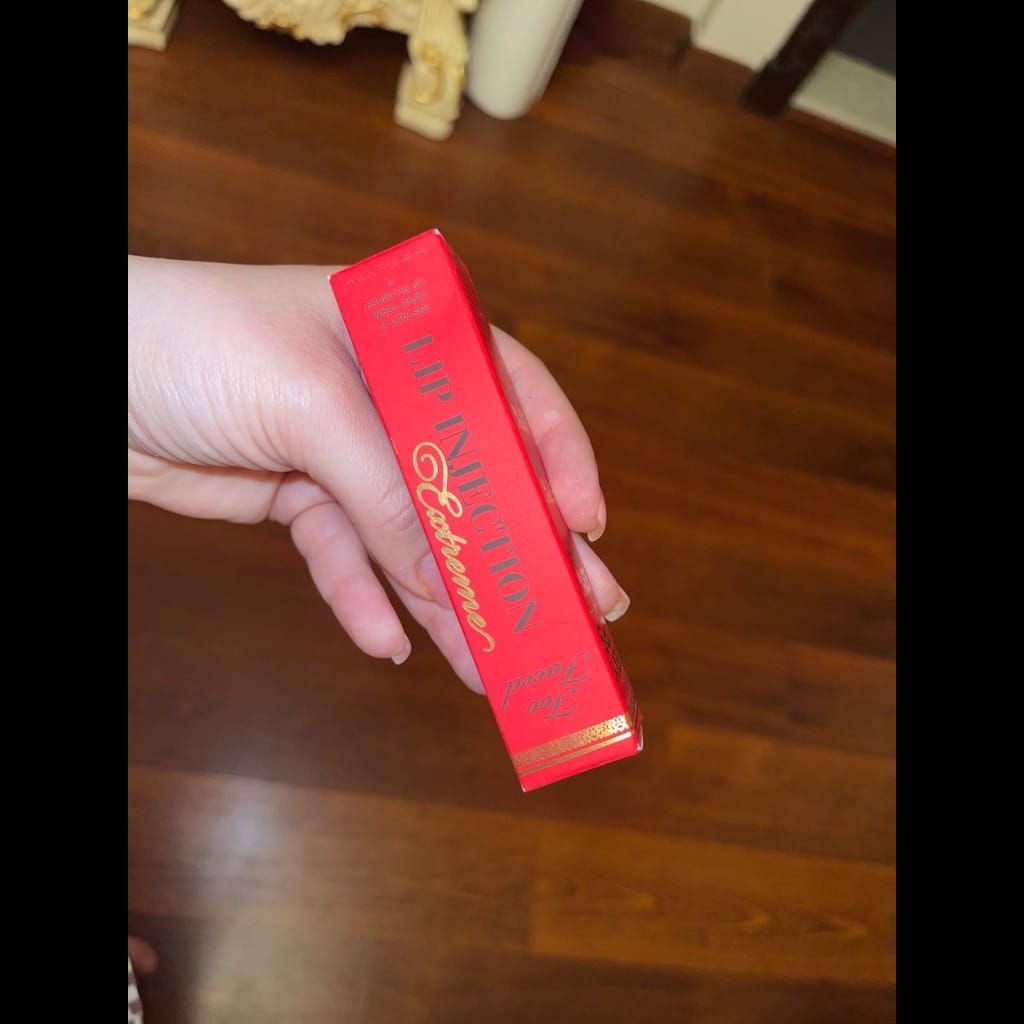 Lip injection  from too faced
