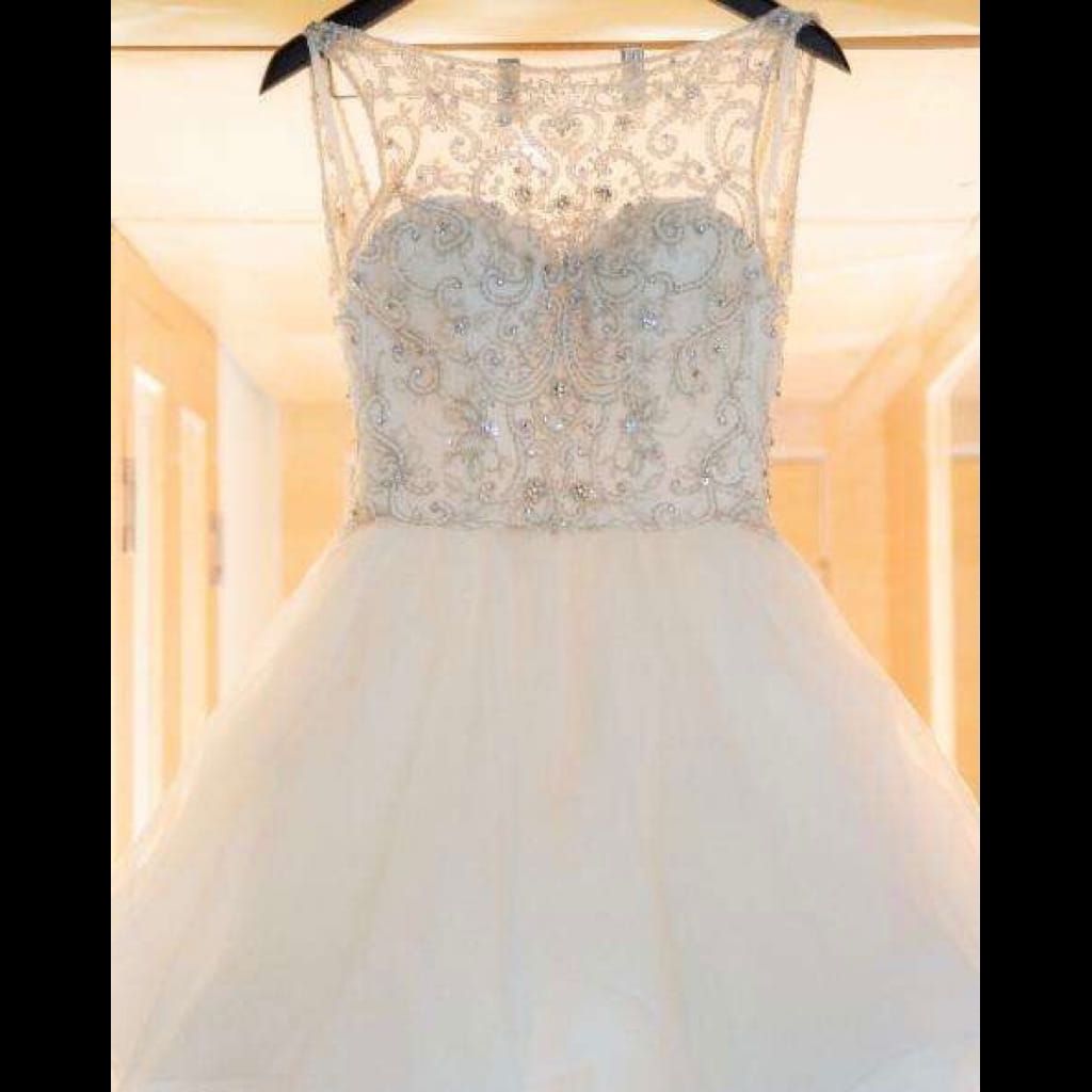 European wedding dress Justin Alexander collection size S