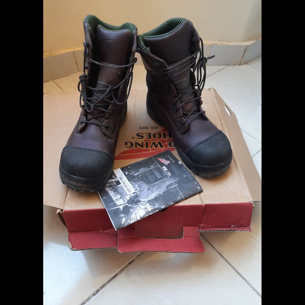 Red Wing safety shoes
