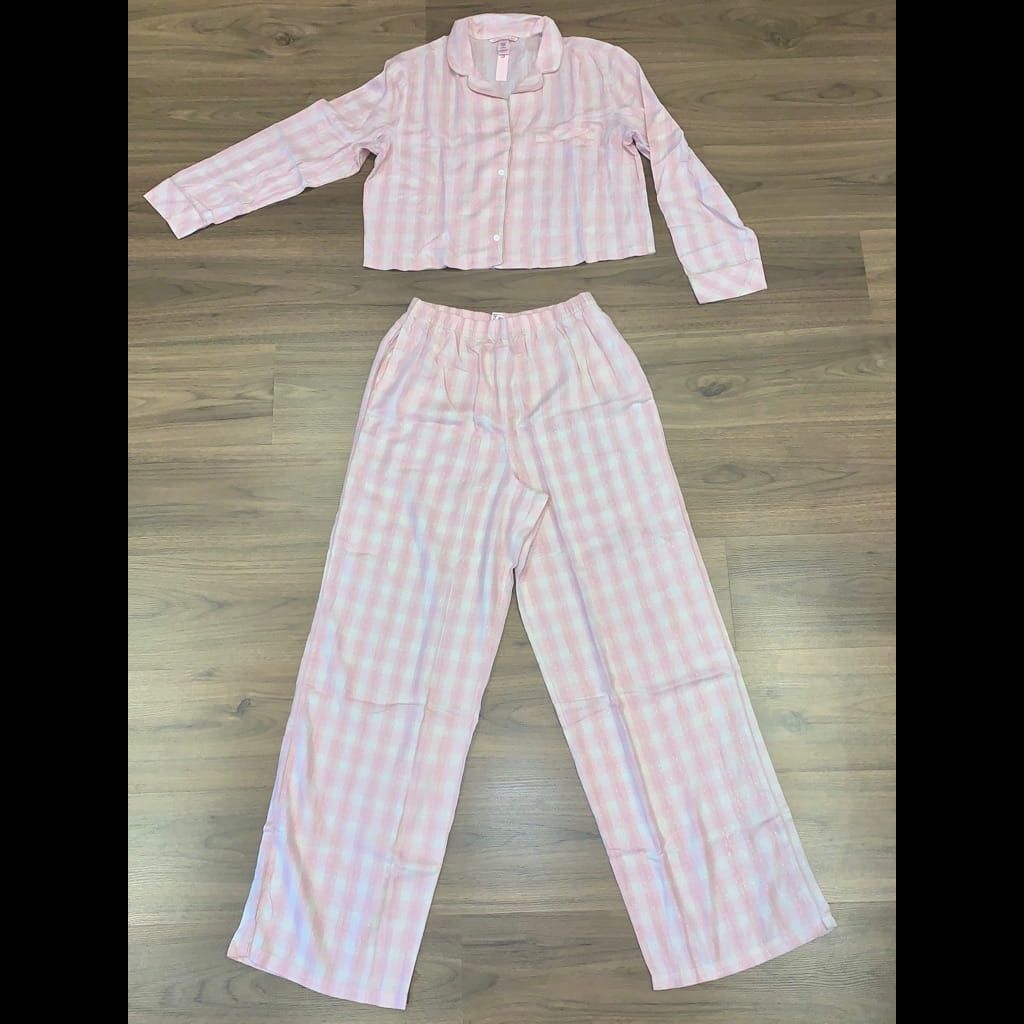Victoria’s Secret pyjama set - medium