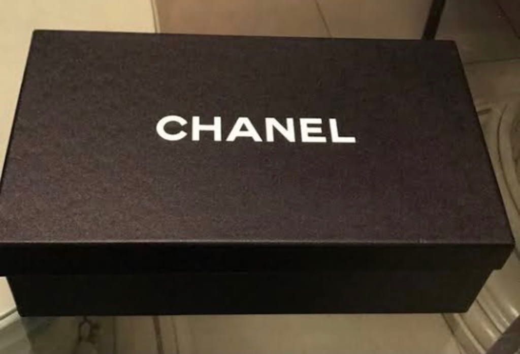 Chanel shoe box