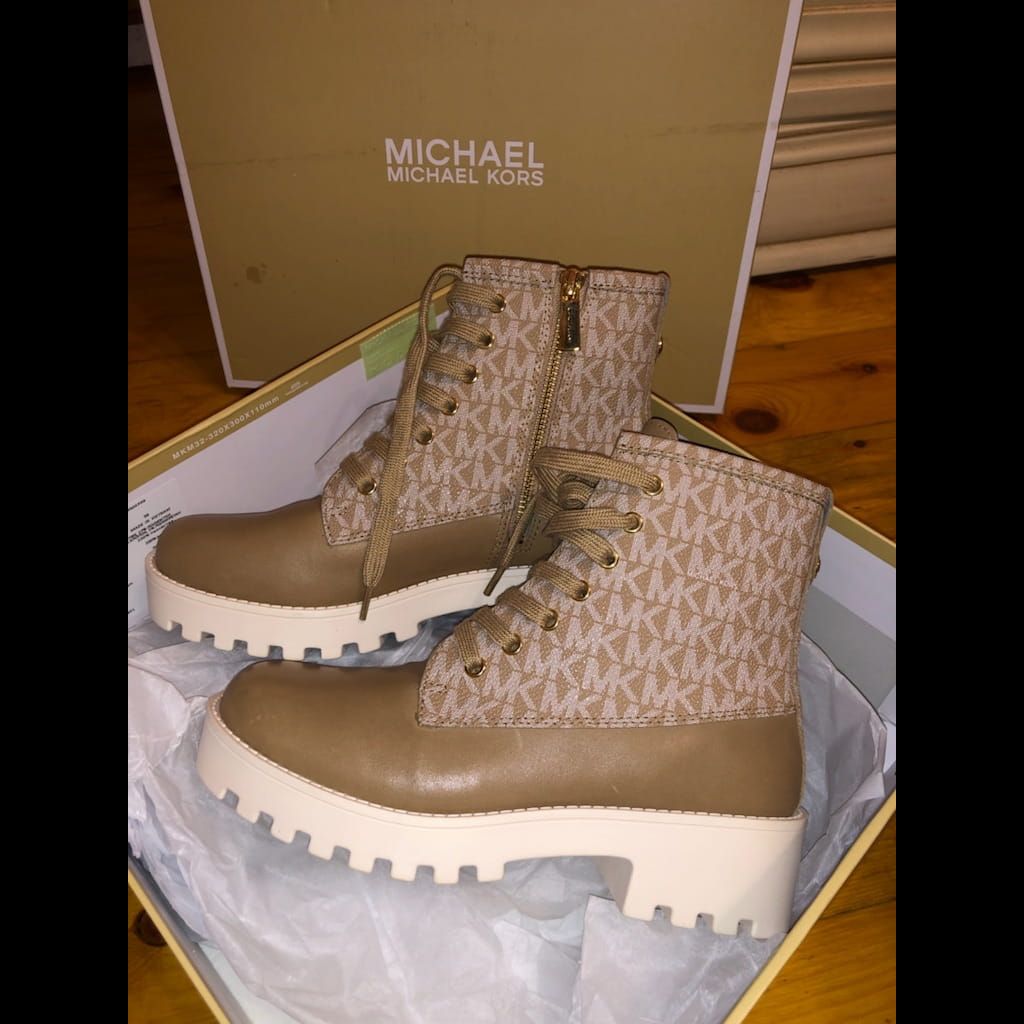 new mk boots