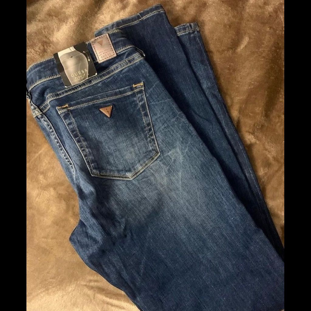 Original Guess Jeans for immediate purchase  32 W 32L