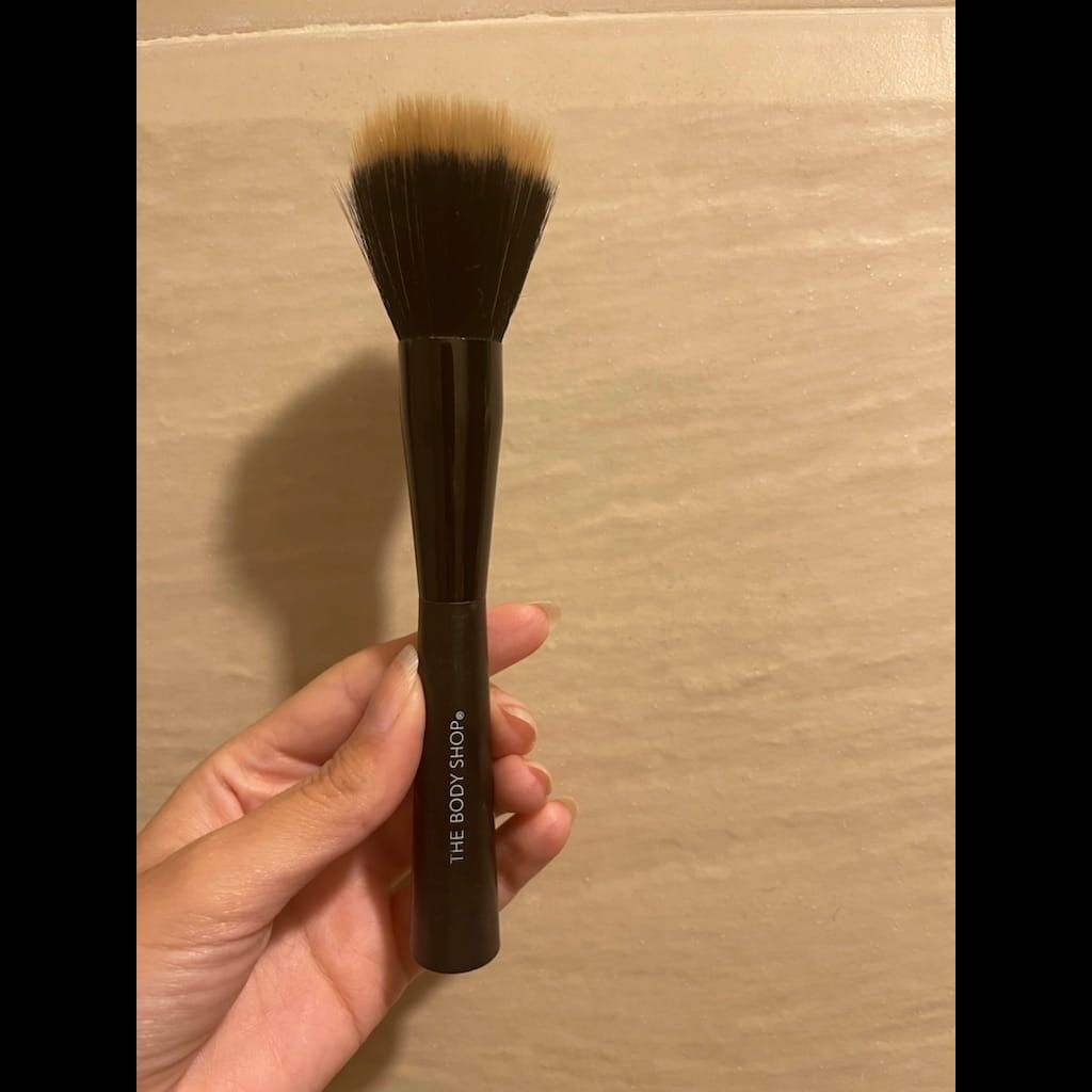 Fresh nude foundation brush