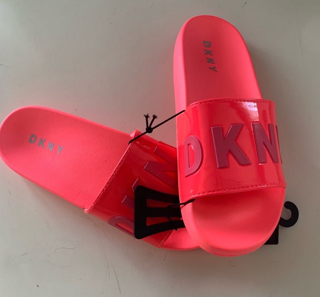 DKNY slides new size 7 (sold)