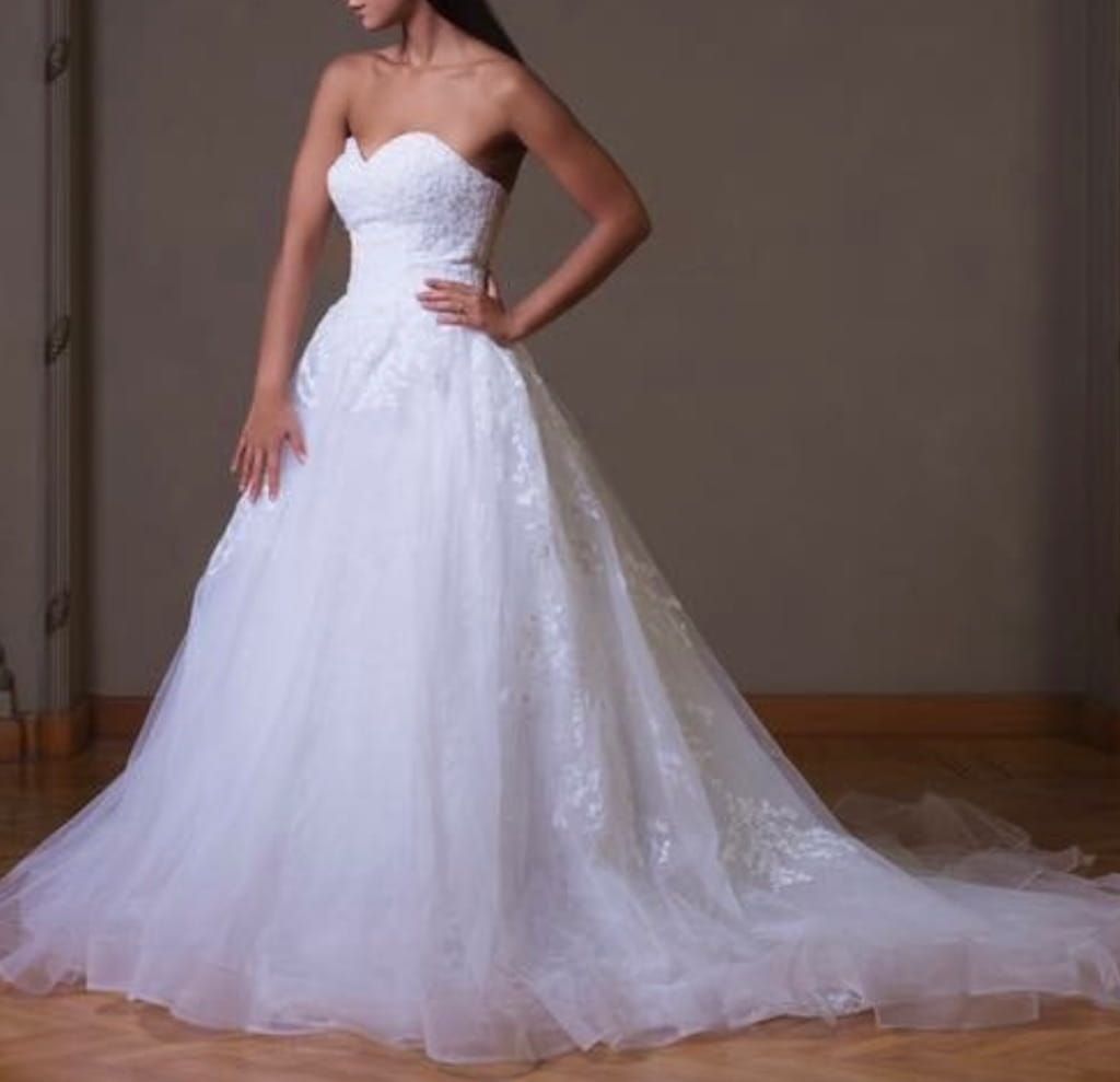 Wedding Dress (Sabelle Coutour)