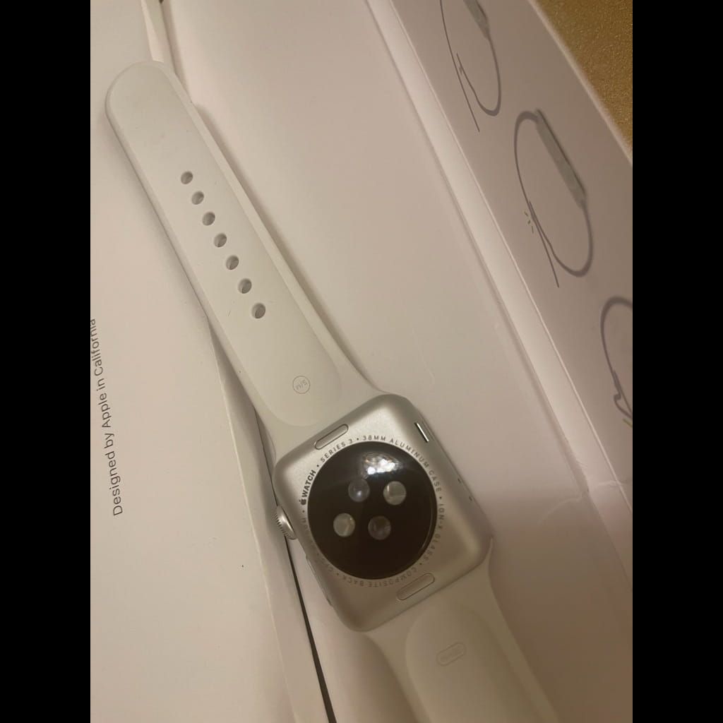 Apple watch frommApple store series 3