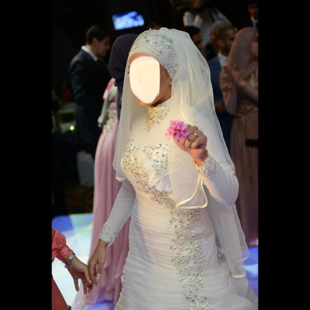 Wedding dress (Hijab) - off white