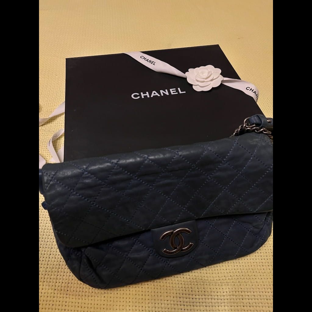 Chanel jumbo