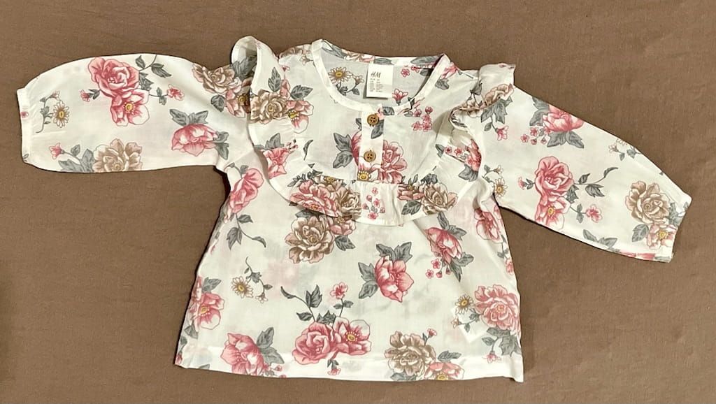 Floral shirt with ruffles