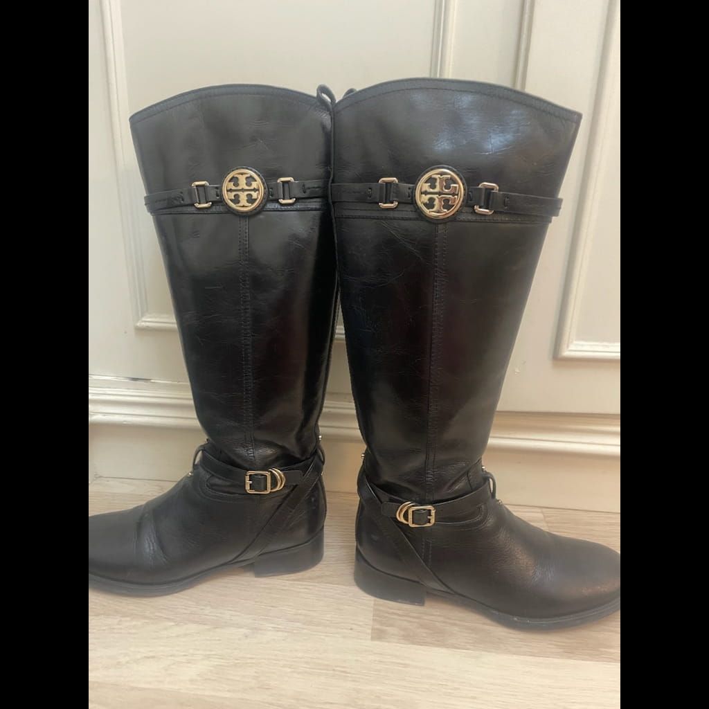 Tory burch boots