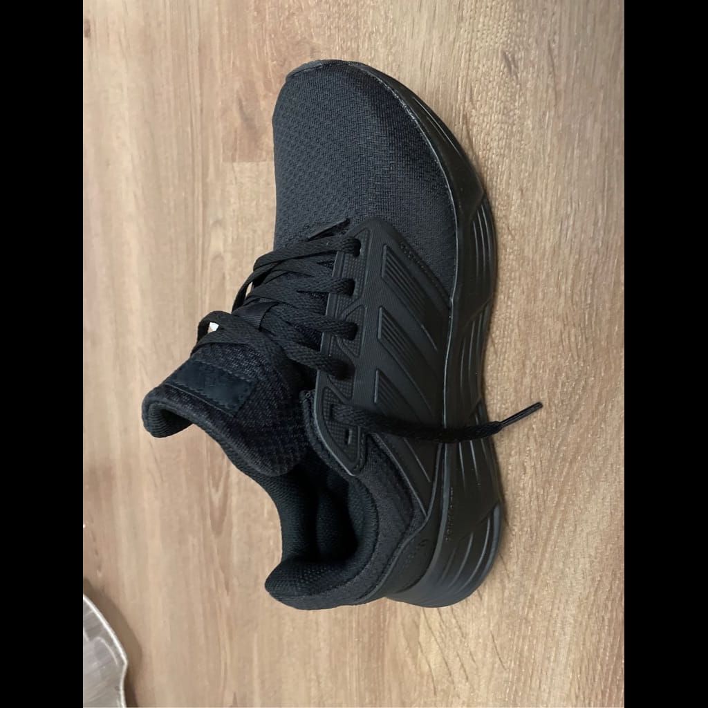 Adidas black size 8US