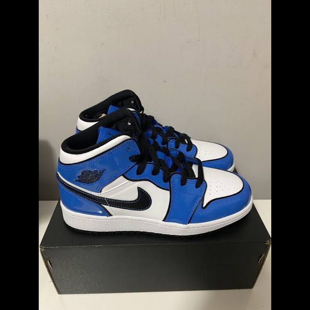 Original Jordans 1 Signal blue size 44