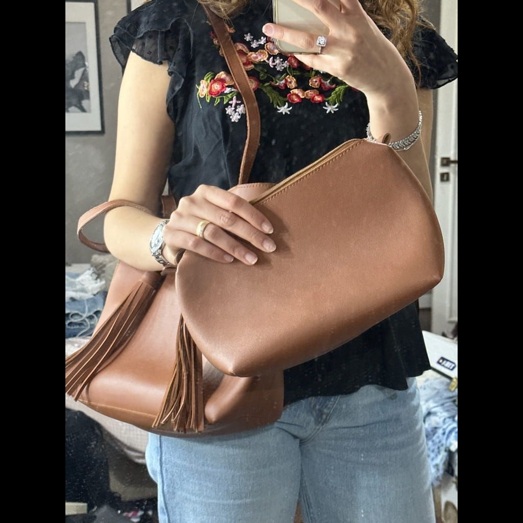 Brown leather bag with pouch