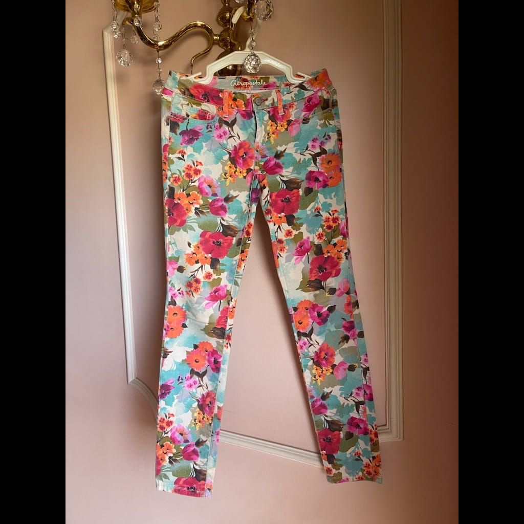 Aeropostale floral pants used once