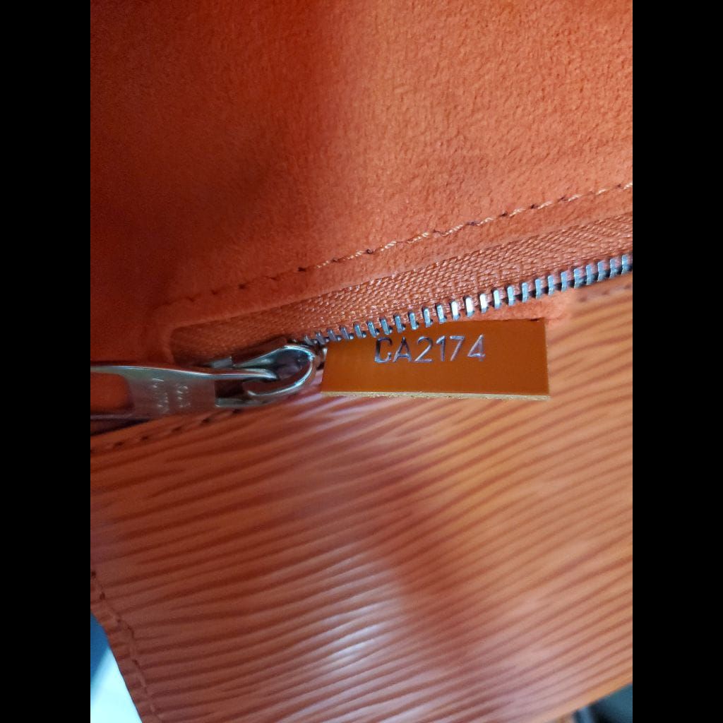 Louis Vuitton, Marly handbag , Leather BB
