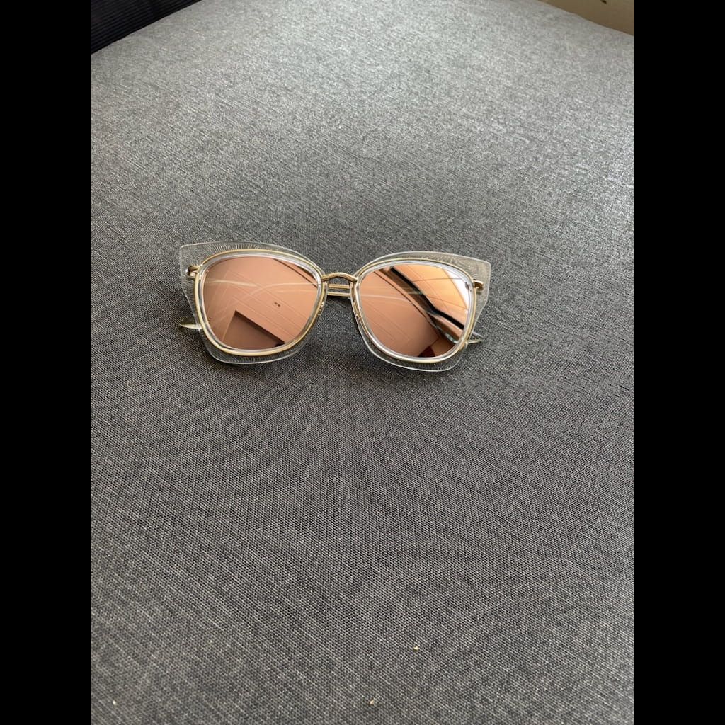 Rose mirror reflection sunglasses