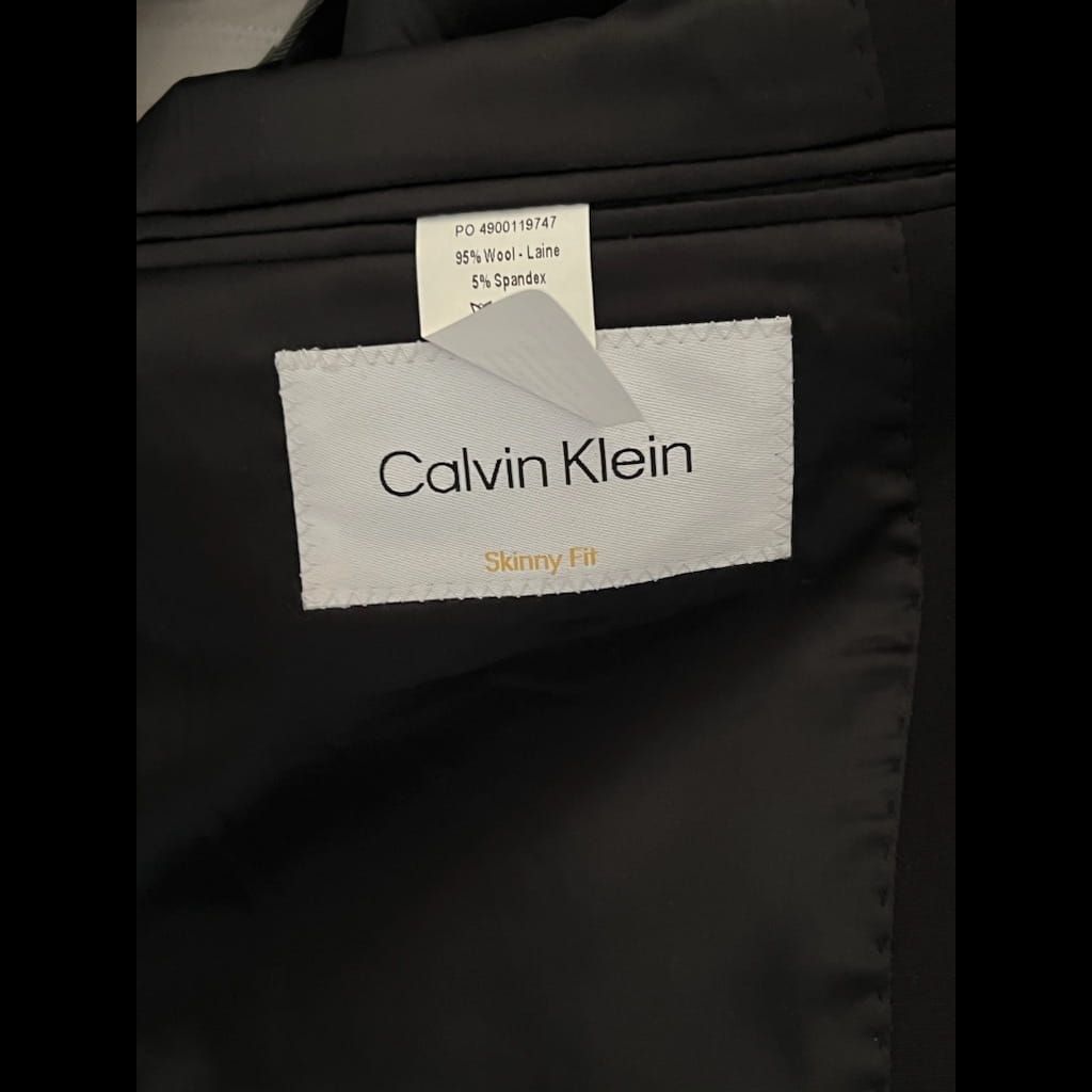 Calvin Klein men’s suit