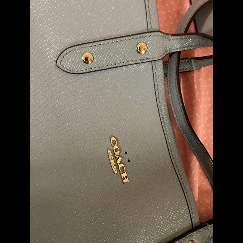 Used reversible coach bag in very good condition