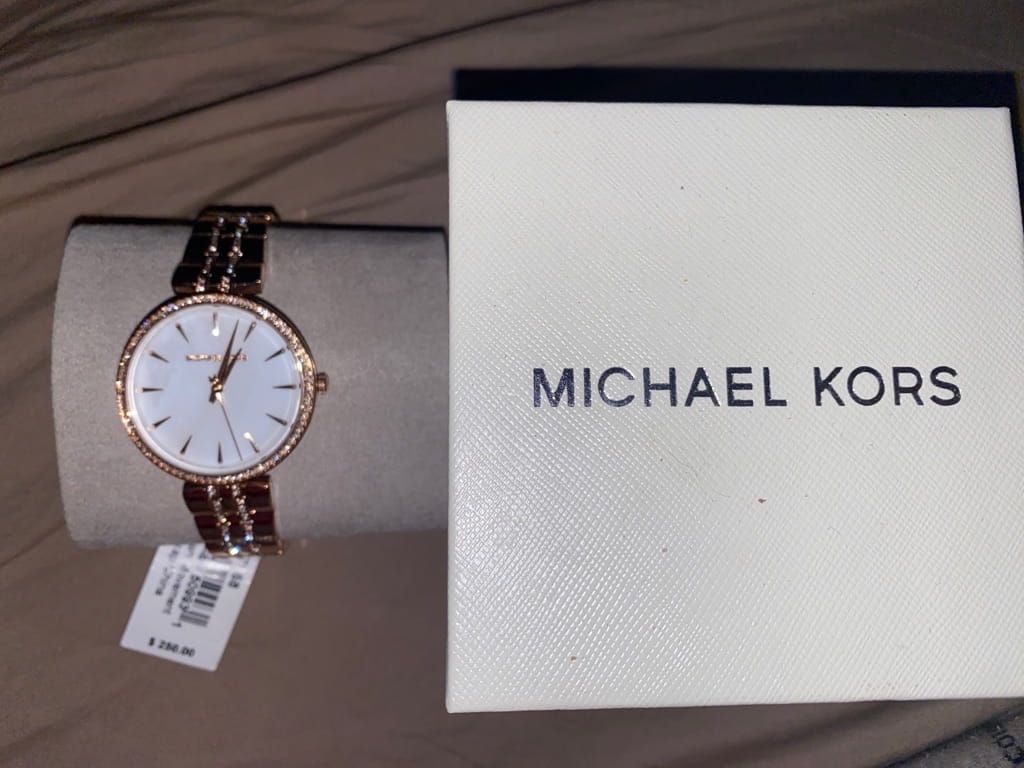 Stunning MK 7168 watch