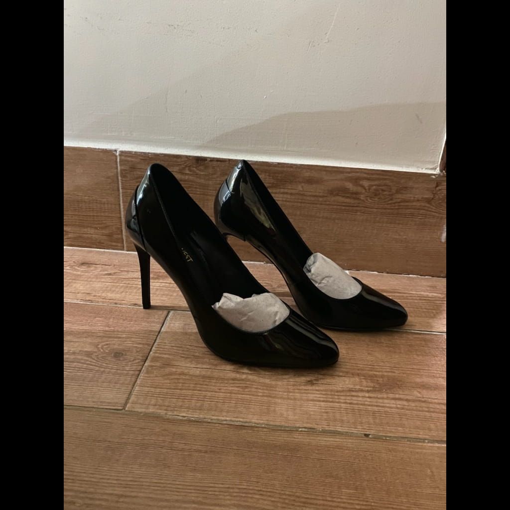 Nine west black heels