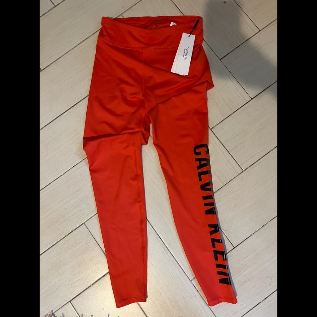 Brand new calvin klein leggings with tags