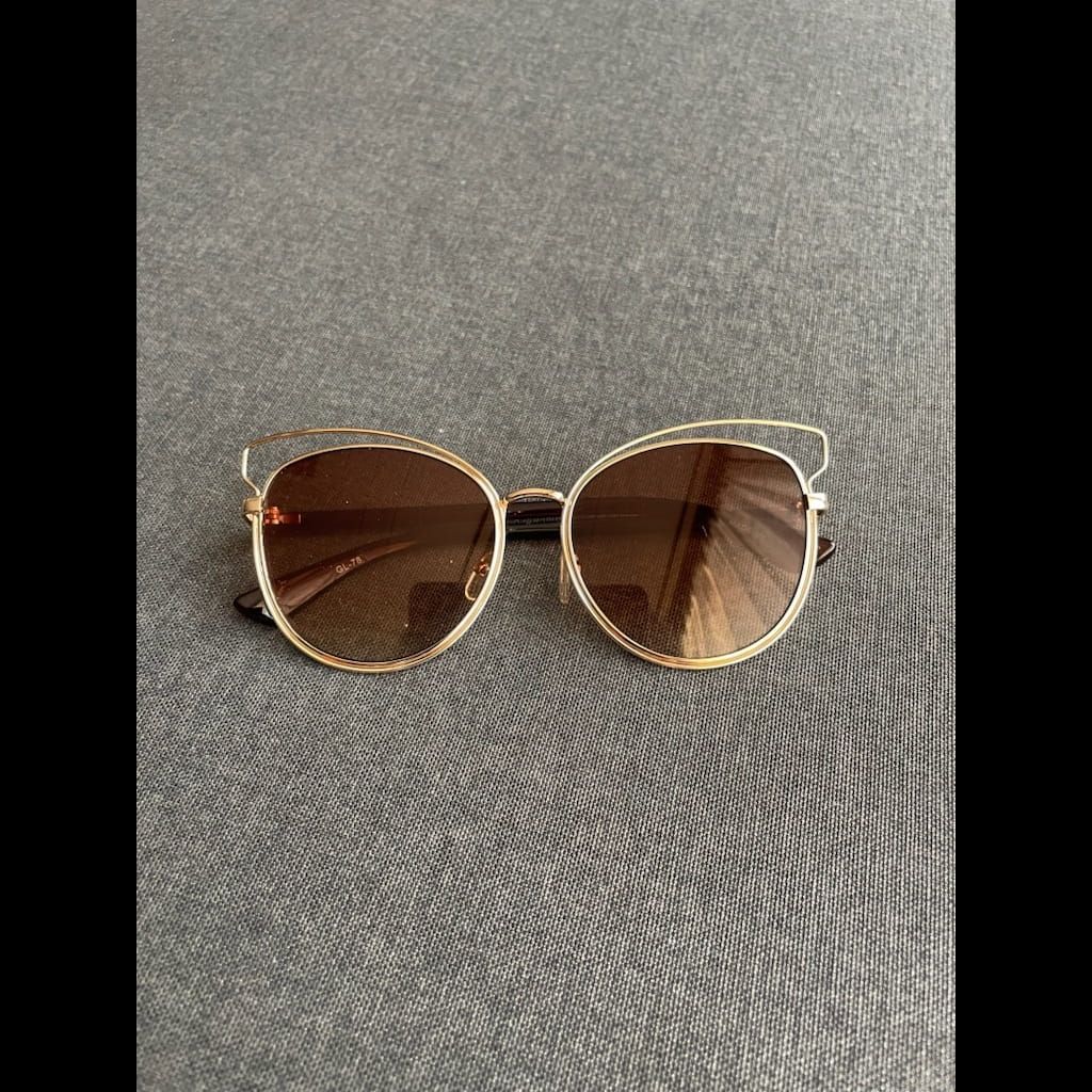 Hazelnut sunglasses