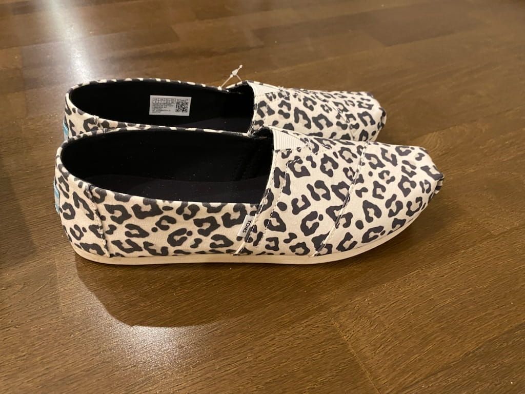 Toms shoes - SOLD