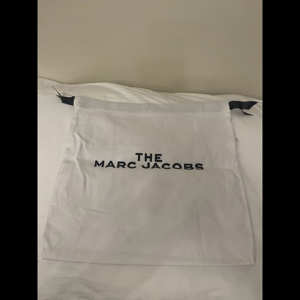 Pastel Marc Jacobs snapshot bag + dust bag