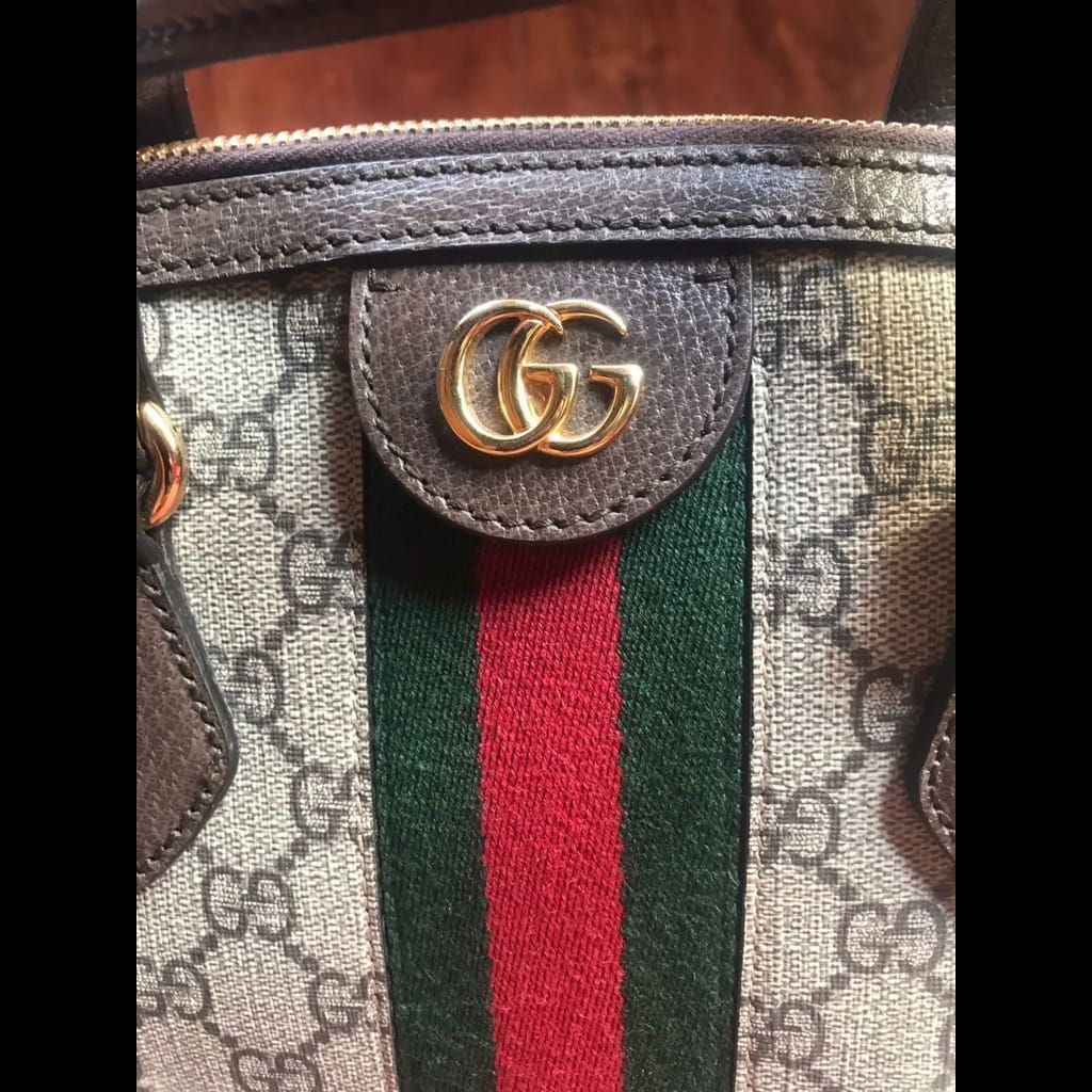 Gucci new without long strap and dust bag