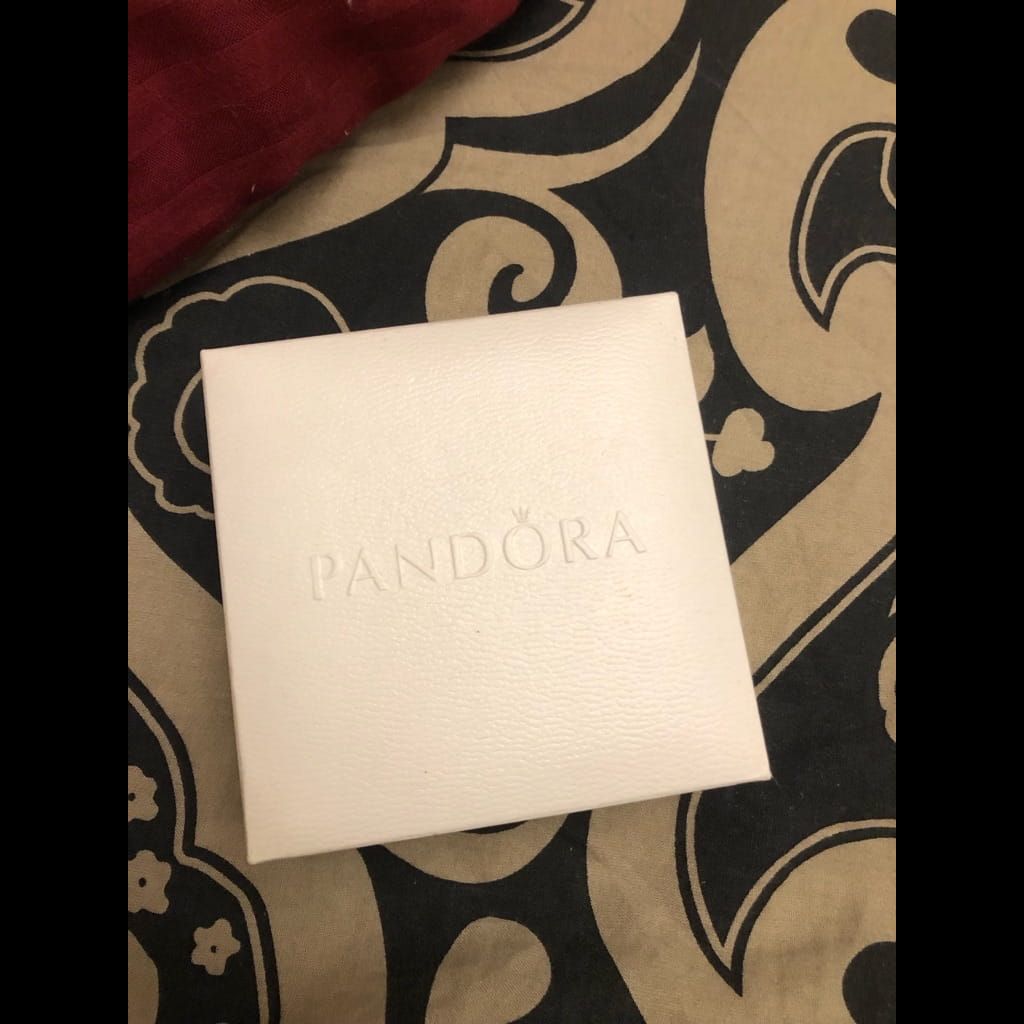 Pandora silver padlock