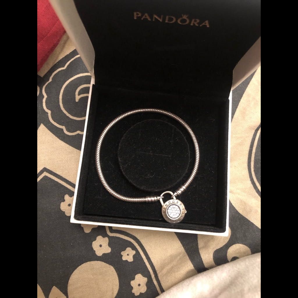 Pandora silver padlock