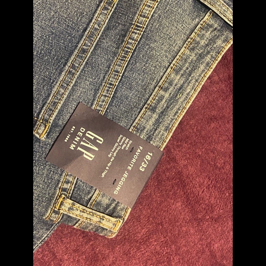 Gap Jegging Jeans with ticket
