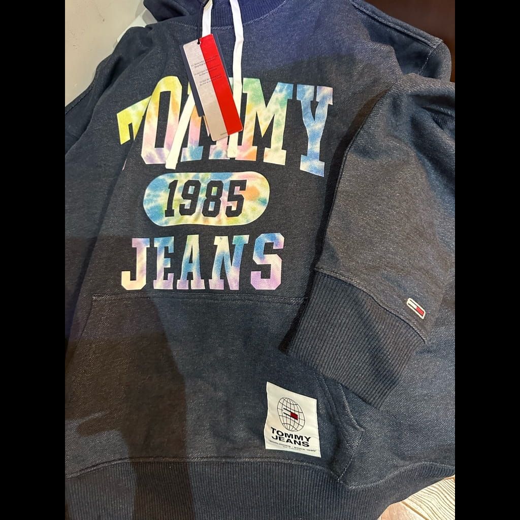 Original Tommy Hilfiger sweatshirt