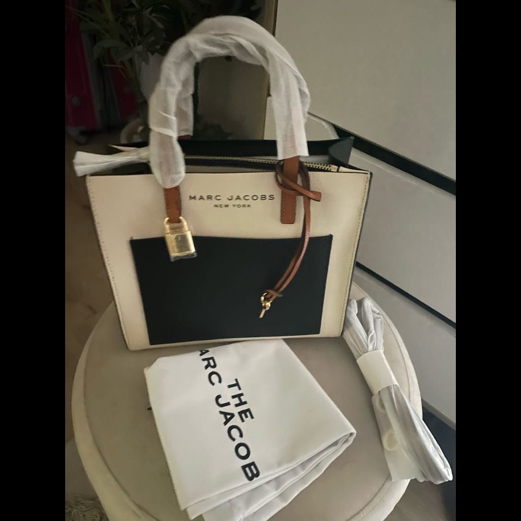 Marc Jacobs Grind bag