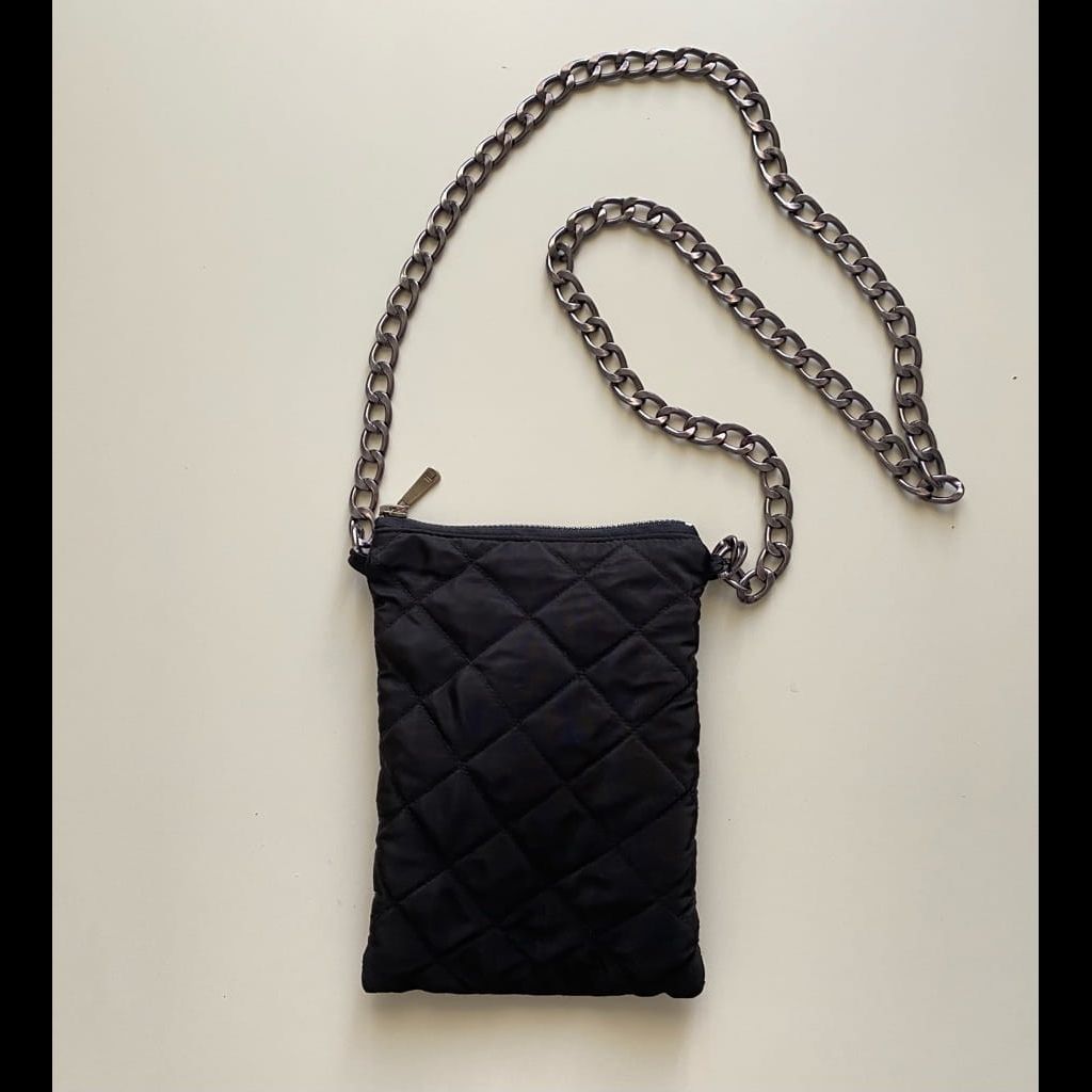 Black cross chain small bag