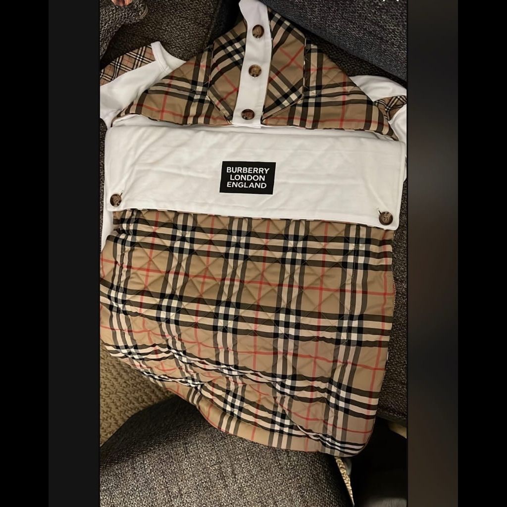 Burberry new born Set + cotton bunting bag till 9 months